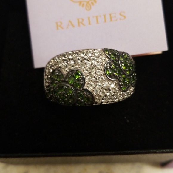 Rarities Ring - Picture 2 of 4